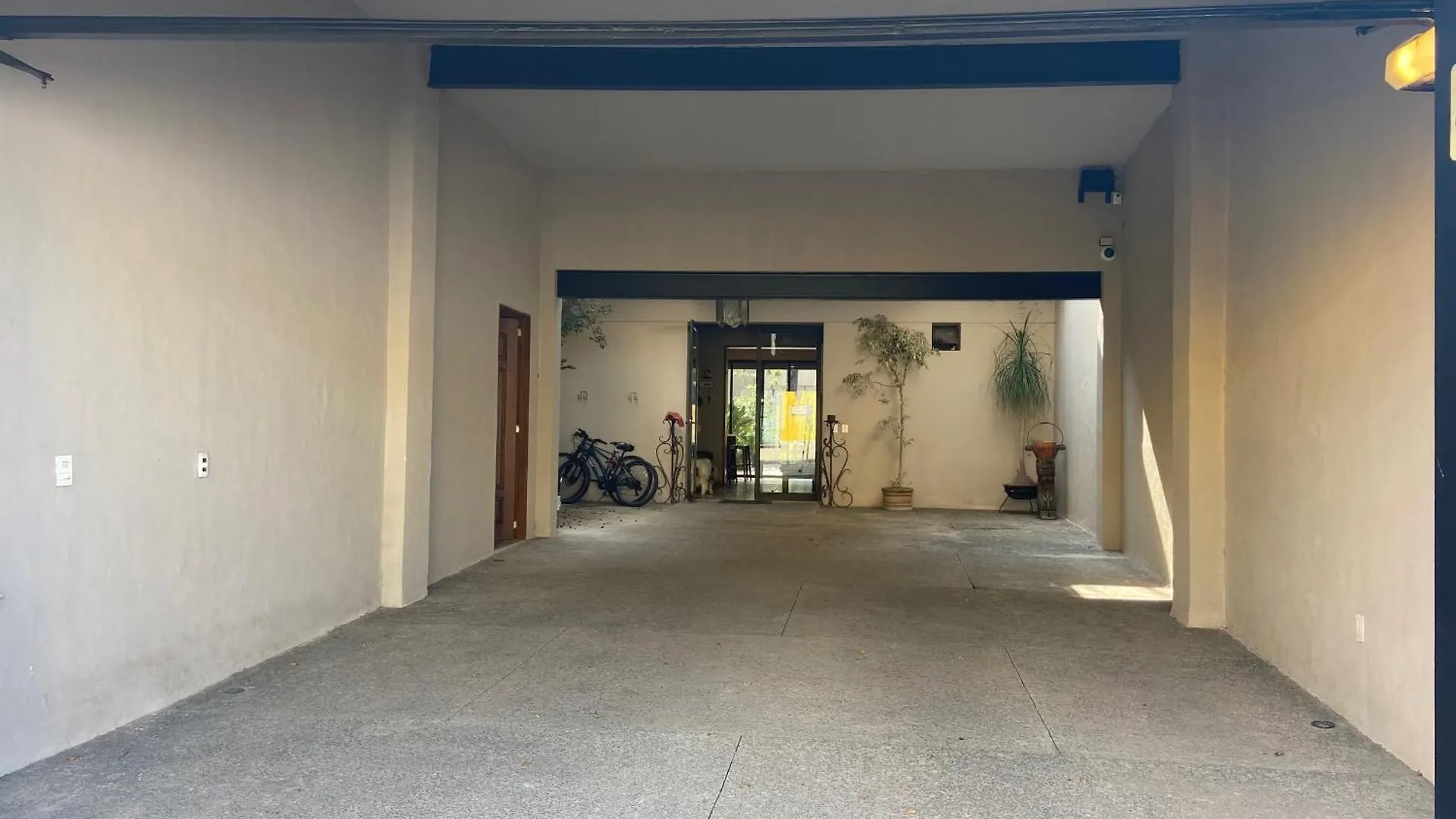 Urban Hacienda Downtown, Tranquil, Spacious, Jacuzzi Гвадалахара 0*,  Мексика
